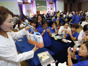 치카치카 초등학생이닦기 교실에 참여한 학생들